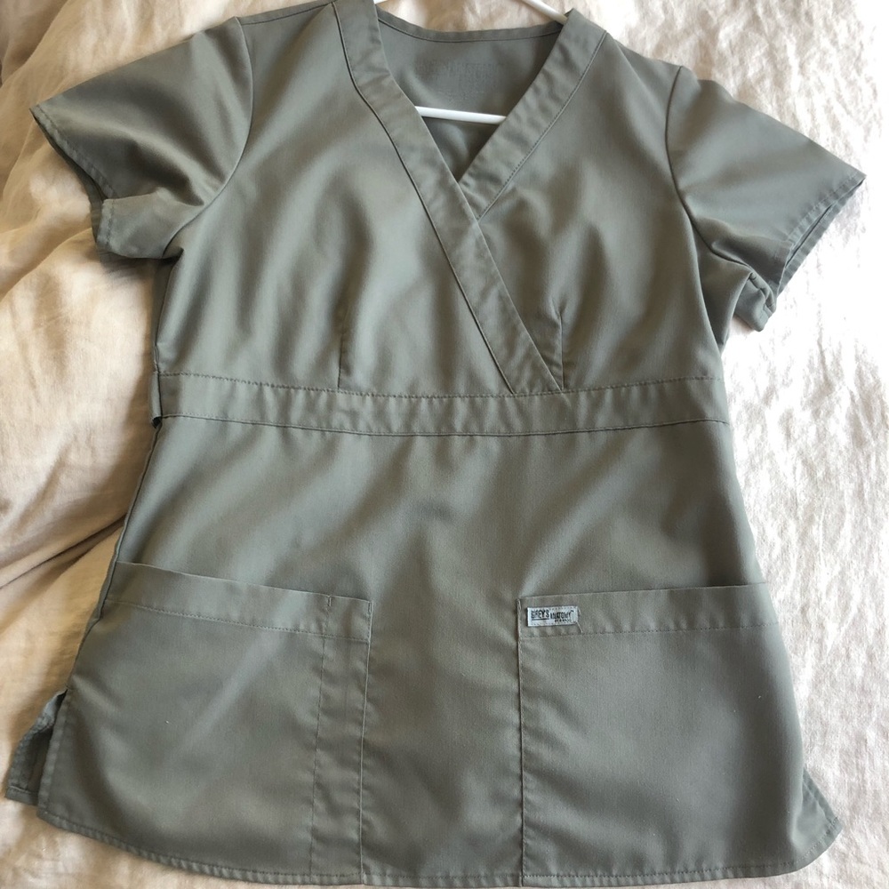 Grey’s Anatomy scrub top